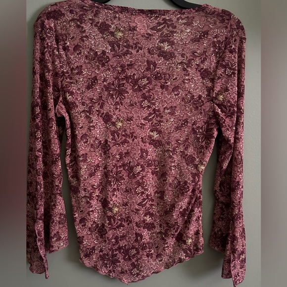 Vintage Y2K Bigaycda Maroon Sheer floral Top with split bell sleeve size medium - Picture 2 of 8